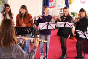 Yokohama Calling - Erisa Ogawa with students at World Heart Beat - London