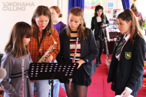 Yokohama Calling - Erisa Ogawa with students at World Heart Beat - London